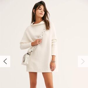 Free People Ottoman Slouchy Tunic in Tea size Medium